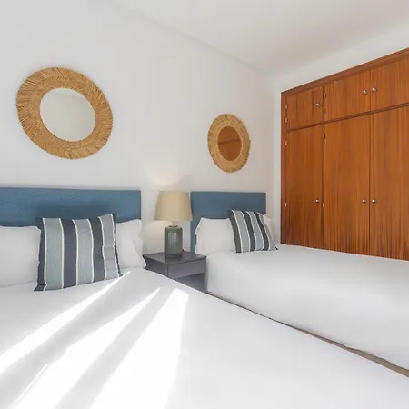 Moon Dreams Puerto Apartment